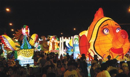 Juguetes tradicionales en la Fiesta de Medio Otoño - ảnh 4