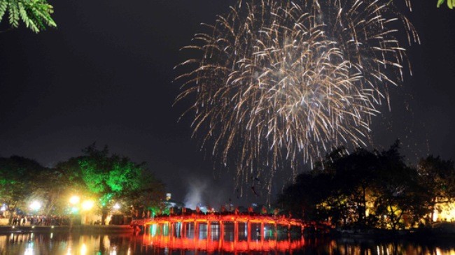 Anuncian celebraciones por aniversario de liberación de Hanoi - ảnh 1