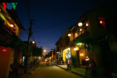 Belleza mágica de faroles tradicionales en Hoi An - ảnh 1