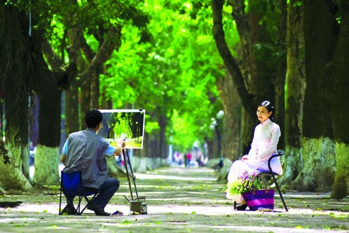 Ha Noi, inspiración creativa de escritores - ảnh 1