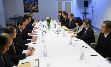 Funcionarios japoneses visitarán Norcorea para resolver el secuestro de ciudadanos - ảnh 1