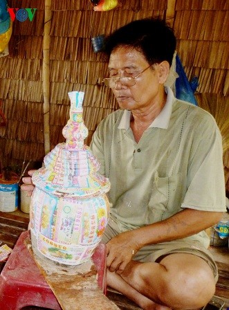 Artista aficionado con la preservación de arte tradicional Jémer  - ảnh 1