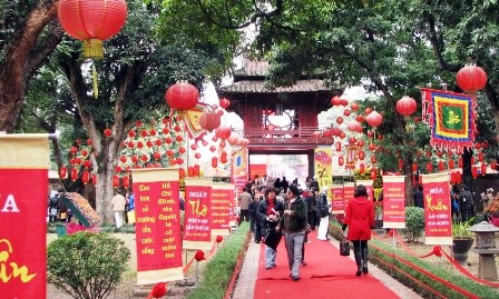 Día de la Poesía de Vietnam 2015, puente que la lleva al mundo - ảnh 1