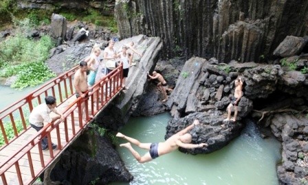 Cascada Dray Nur, belleza majestuosa en Tay Nguyen - ảnh 2