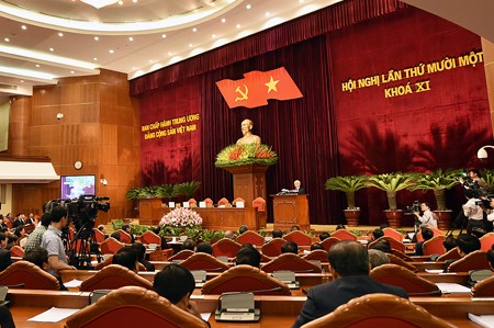 Concluye el onceno pleno del Comité Central del Partido Comunista de Vietnam - ảnh 2