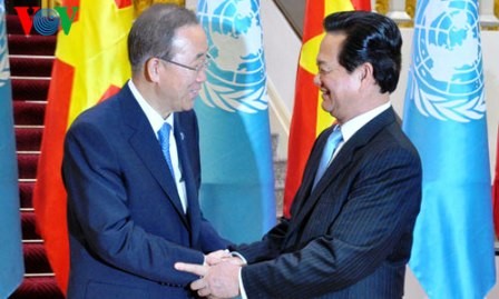 Actividades del Secretario General de ONU Ban Ki Moon en Vietnam  - ảnh 1