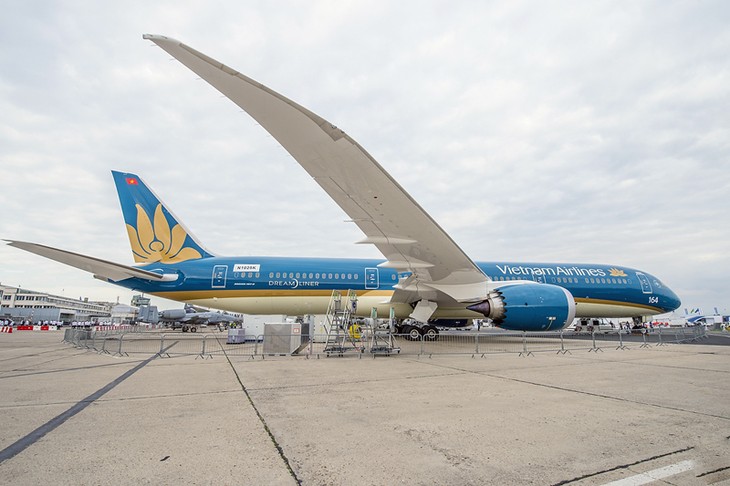 Boeing 787-9 Dreamliner de Vietnam Airlines impresiona en París - ảnh 1