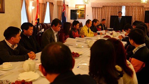 Encuentro entre científicos vietnamitas en Australia - ảnh 1