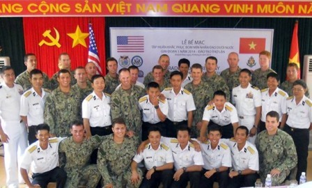 Vínculos Vietnam-Estados Unidos reforzados en cooperación educativa, sanitaria y humanitaria - ảnh 3