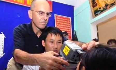 Vínculos Vietnam-Estados Unidos reforzados en cooperación educativa, sanitaria y humanitaria - ảnh 1