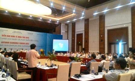 Inaugurado Foro Económico de Otoño 2015 en Vietnam - ảnh 1