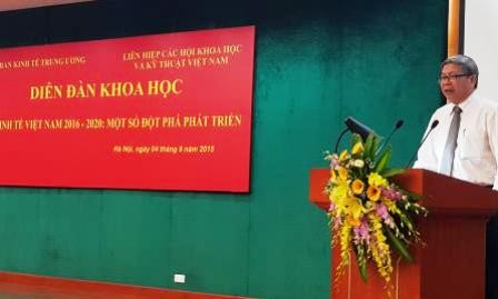 Celebra foro sobre economía vietnamita y algunos avances de desarrollo - ảnh 1