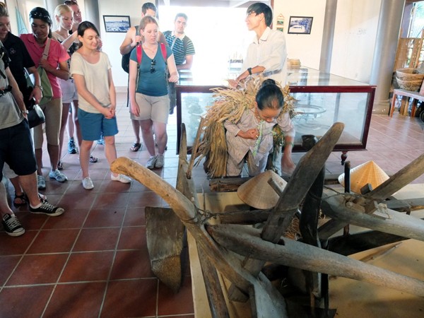 Visita al puente Thanh Toan en  Hue - ảnh 4