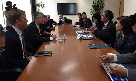 Se fortalecen relaciones entre Vietnam y el estado de California - ảnh 2