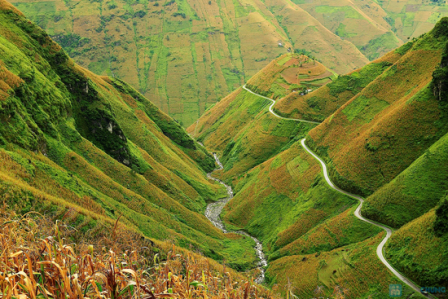 Descubrir caminos emocionantes de Ha Giang - ảnh 1