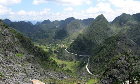 Se convertirá Meseta de Dong Van en destino nacional e internacional - ảnh 1