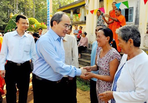 Presidente del Frente de la Patria en la Fiesta de la Gran Unidad Nacional de Tra Vinh - ảnh 1