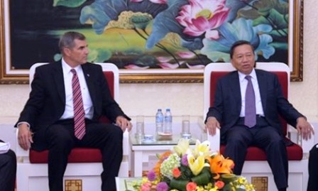 Vietnam y EEUU forjan colaboración en búsqueda de restos de soldados desparecidos  - ảnh 1