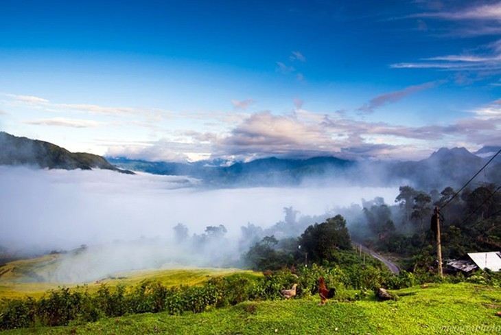 Impresionante naturaleza en trayecto Sapa – Y Ty  - ảnh 6