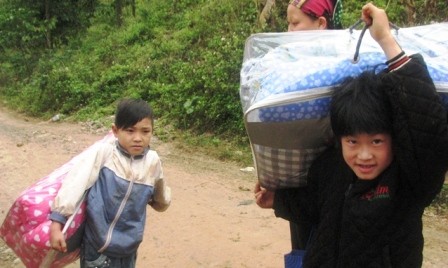 “Calurosa primavera” en la provincia fronteriza norteña de Cao Bang - ảnh 3