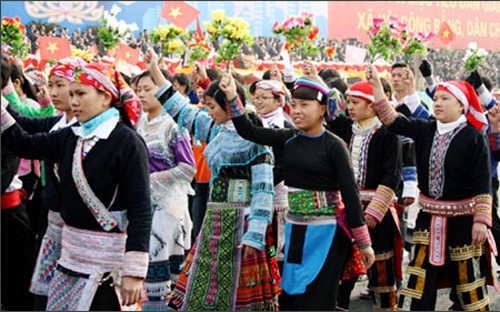 Unidad nacional, pauta estratégica de la Revolución vietnamita - ảnh 1