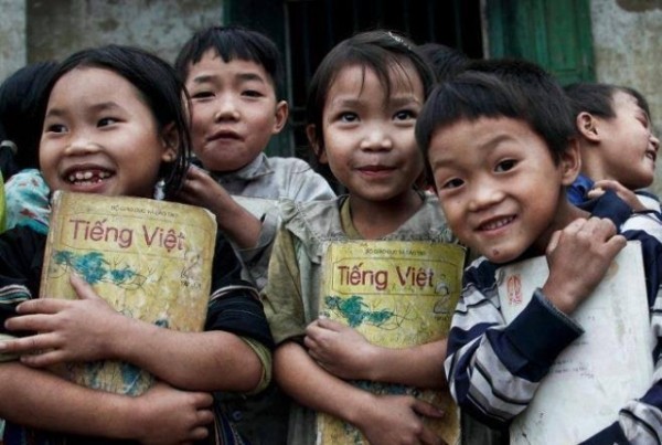 Radioteatro para niños Mong en Ha Giang - ảnh 1