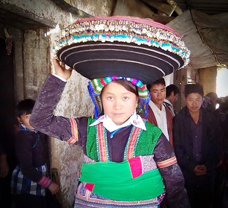 La belleza de las mujeres étnicas en Lao Cai - ảnh 5