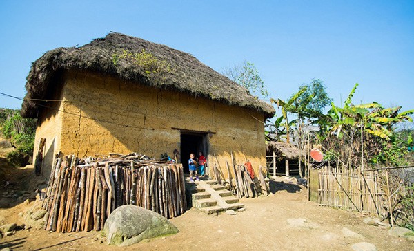 Ancestral culto a la deidad de la cocina de los Ha Nhi - ảnh 1