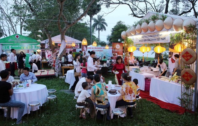 Realizan seminario sobre gastronomía imperial de Hue - ảnh 1