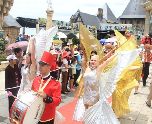 Atractivo Carnaval del Verano en Ba Na Hills - ảnh 1