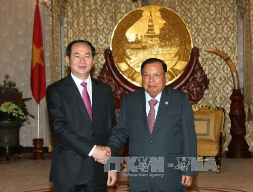 Vietnam y Laos se comprometen a robustecer lazos especiales  - ảnh 1