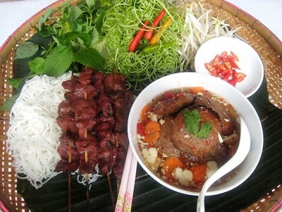 Bun cha Obama, plato especial de Hanoi - ảnh 3