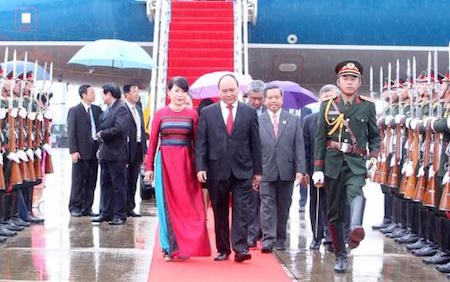 Primer ministro vietnamita asiste a conferencias de alto nivel de la Asean - ảnh 1