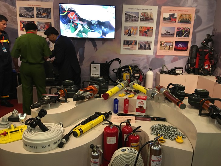 Inaugurada en Vietnam exposición internacional sobre seguridad y protección contra incendios - ảnh 1