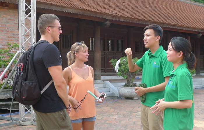 Embajadores turísticos que difunden la belleza de Hanoi - ảnh 1