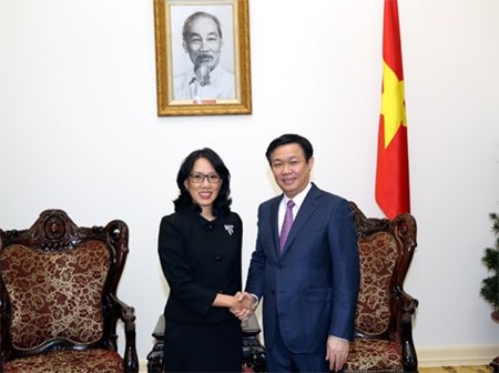 Vicepremier vietnamita recibe a director general del Grupo Central de Tailandia - ảnh 1