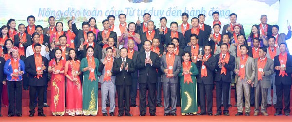 Honran a la clase campesina de Vietnam - ảnh 1