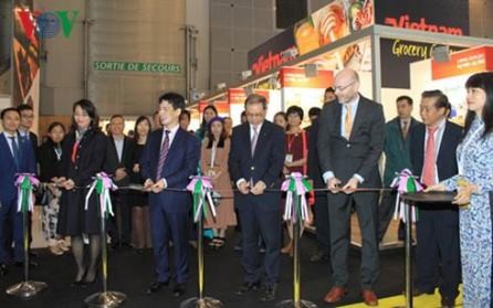 Vietnam participa en feria de la industria de alimentos en París - ảnh 1