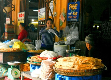 Descubriendo el paraíso gastronómico en Hoi An  - ảnh 1