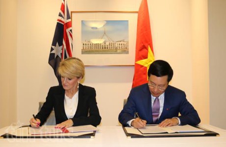 Actividades del vicepremier y canciller vietnamita en visita a Australia  - ảnh 1