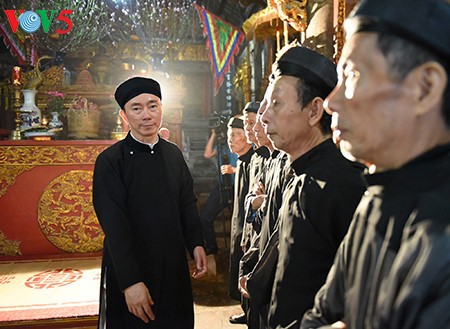 Pham Sanh Chau, embajador del traje tradicional de Vietnam - ảnh 8