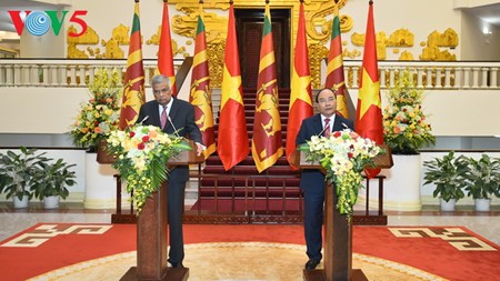 Concluye visita del primer ministro de Sri Lanka a Vietnam  - ảnh 1