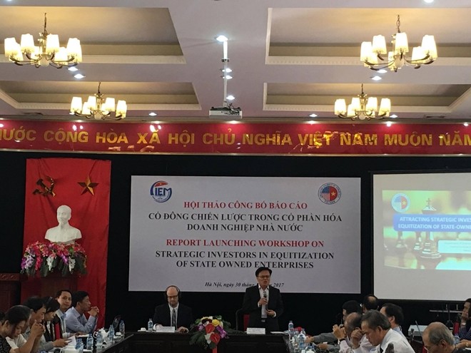 Estimulan a los inversionistas estratégicos a participar en la reestructuración estatal en Vietnam - ảnh 1