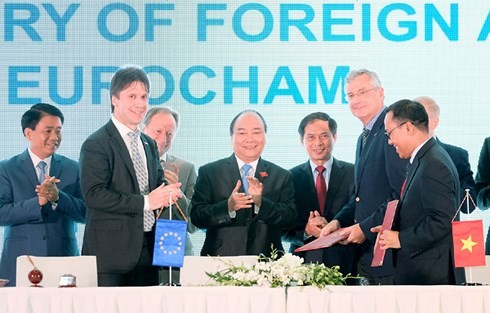 Vietnam y la Unión Europea ante enormes oportunidades para ampliar su cooperación - ảnh 1