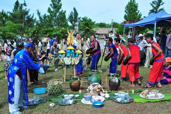 Reconocen como Patrimonio Nacional el rito de Despedida a los Muertos de etnia vietnamita - ảnh 1