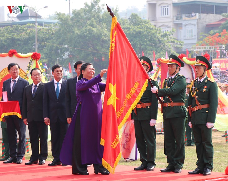 Conmemoran el 65 aniversario de la victoria de la batalla de Dien Bien Phu - ảnh 2