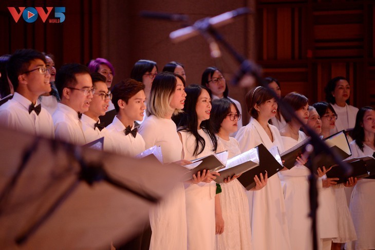 Concierto “Green Christmas”: Bendiciones y Esperanza - ảnh 10