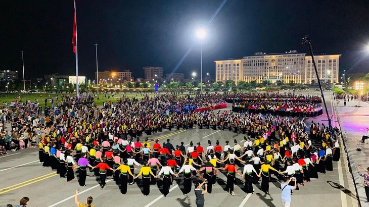 Orgulloso Vietnam del arte Xoe Thai, su nuevo patrimonio mundial - ảnh 2