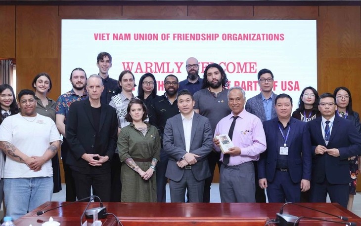 Vietnam y Estados Unidos intensifican actividades de intercambio entre pueblos - ảnh 1