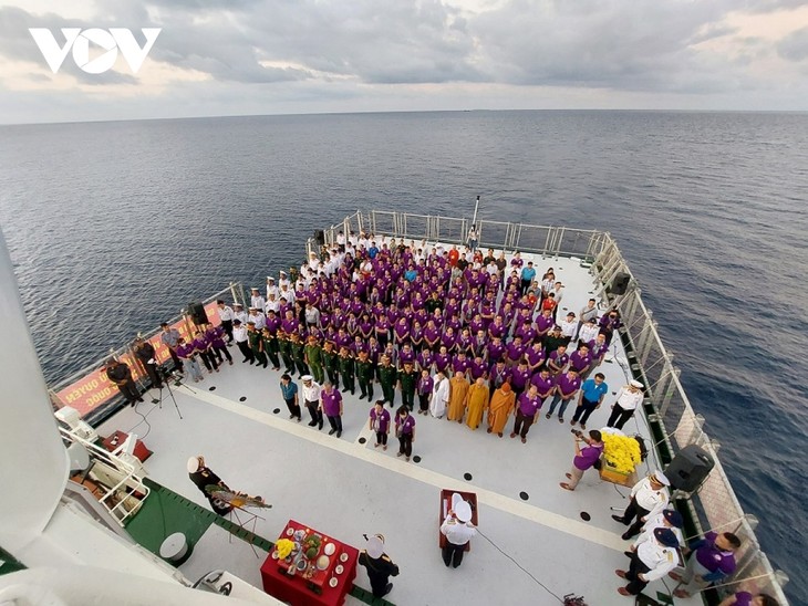 Homenajean a soldados caídos en isla de Gac Ma - ảnh 1